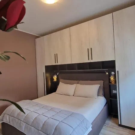 Casa Lina شقة تيرانو